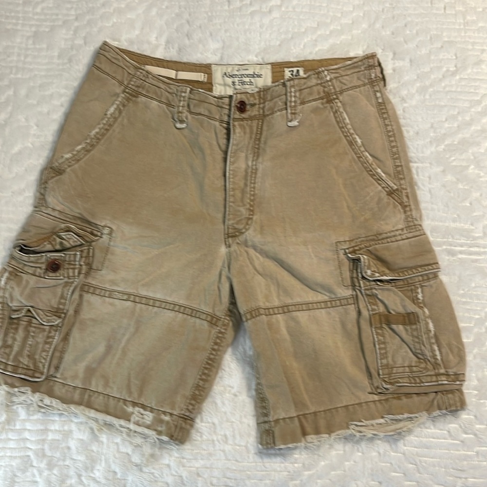 Abercrombie & Fitch cargo shorts